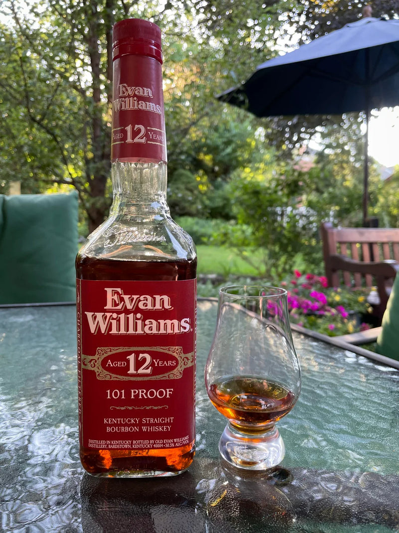 [Tax included] Evan Williams 12 years 50.5 degrees 750ml / Free shipping / intensity of 12 -year ripening / rich and rich vanilla flavor and smokey oak feel /